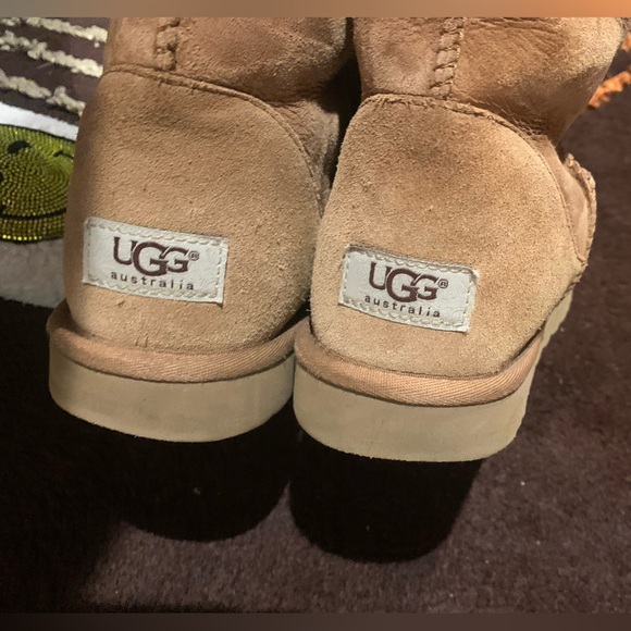 UGG ladies Classic Brown Boots size 10 - Picture 2 of 6